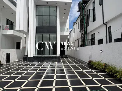 5 Bedroom Detached Duplex I — Lekki, Lagos