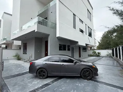 5 Bedroom Detached Duplex with 2 BQS — Lekki Phase 1, Lekki, Lagos