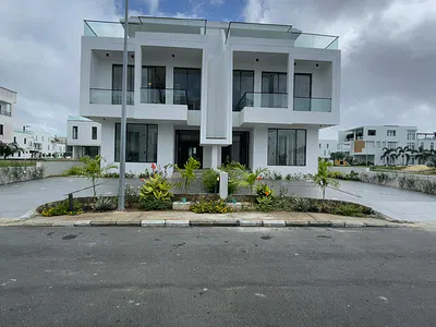 Aesthetic Pleasing 5 Bedroom Semi-Detached Duplex with Pool — Lekki, Lagos