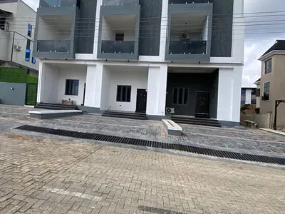 Furnished 4 Bedroom Semi-Detached Duplex with Solar Power — Lere Adigun Estate, Ibadan, Oyo