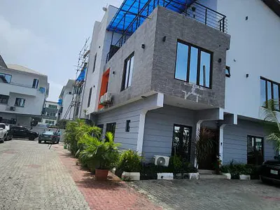 3 Bedroom Terraced with BQ — Richmond Gate 1, Lekki, Lagos