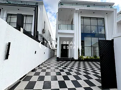 5 Bedroom Detached Duplex — Lekki, Lagos