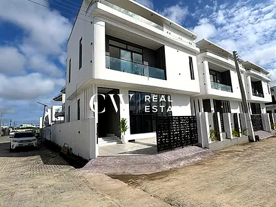 4 Bedroom Detached Duplex — Lekki, Lagos