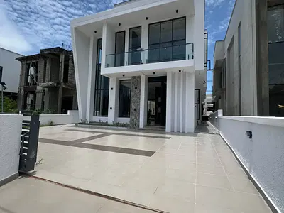 Luxury 5 Bedroom Detached Duplex with Pool — Lekki, Lagos