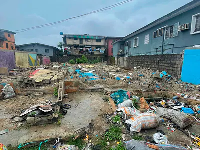 Lovely Land — Off Ijesha Road, Ijesha, Surulere, Lagos