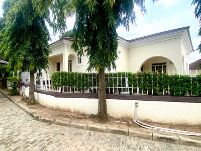 2 Bedroom Bungalow — Katampe, Katampe, Abuja