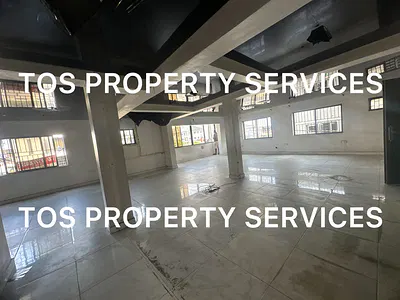 Massive Commercial Space on a Busy Road — Yaba, Lagos