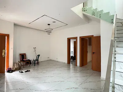 Fantastic Lovely 4 Bedroom Detached House with BQ — Surulere, Lagos