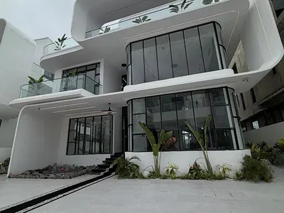 5 Bedroom Detached Duplex with Pool — Osapa, Lekki, Lagos