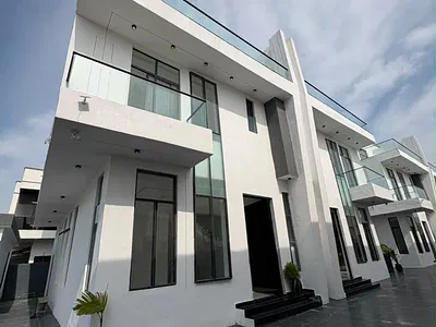 5 Bedroom Semi-Detached Duplex — Lekki, Lagos