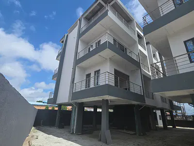 Luxury 2 Bedroom Apartment with Excellent Finishing — Thomas Estate, Ajah, Lagos