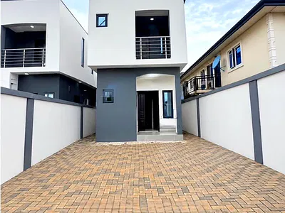 Exquisite 4 Bedroom Detached Duplex in Serene Environment — Magodo, Lagos