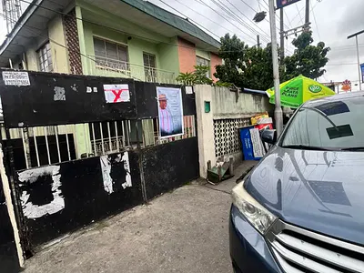 Solid Vacant Block of Flat Available Perfect for Commercial Activities — Bode Thomas, Surulere, Lagos