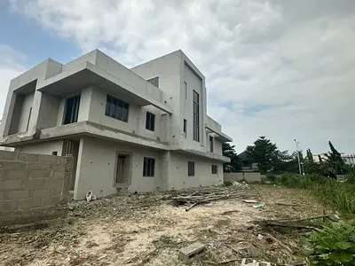 6 Bedroom Penthouse Duplex with Swimming Pool — Pinnock Beach Estate, Osapa, Lekki, Lagos