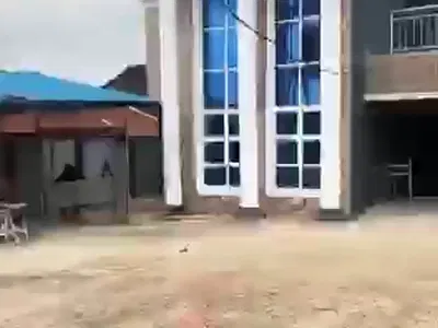 5 Bedroom Detached Duplex — Ilesha Garage Close to Fountain University, Ife Central, Osun