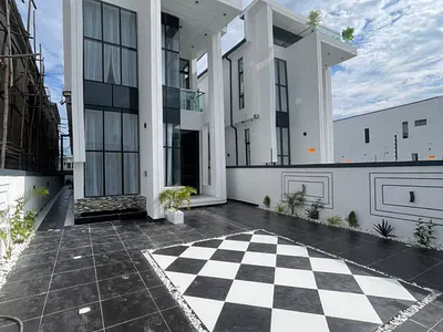 Amazing 5 Bedroom Duplex with a BQ and a Pool — Lekki, Lagos