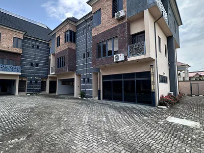 4 Bedroom Terraced Duplex with BQ — Lekki, Lagos