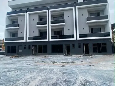 Newly Built 4 Bedroom Penthouse with BQ: — Lekki, Lagos