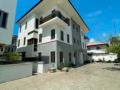 Spacious 4 Bedroom Terrace Duplex with BQ — Oniru, Victoria Island (VI), Lagos