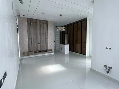 5 Bedroom Detached Duplex — Lekki, Lagos