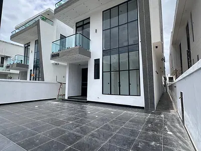 5 Bedroom Detached Duplex with Pool and BQ — Lekki, Lagos