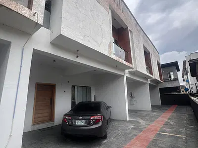 4 Bedroom Terraced Duplex — Lekki, Lagos