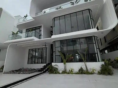 5 Bedroom Fully Detached House — Osapa, Lekki, Lagos