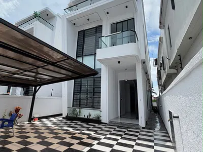 A Lovely 5 Bedroom Fully Detached Duplex — Sangotedo, Ajah, Lagos