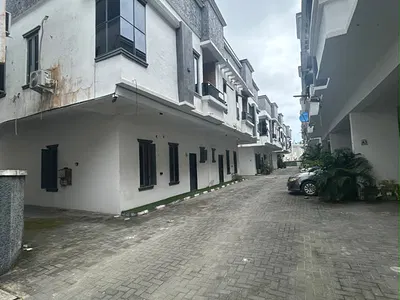 4 Bedroom Terrace — Lekki, Lagos