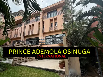 Luxury 4 Bedroom Terrace with Garden, Swimming Pool, Gym Etc — Ikoyi, Lagos