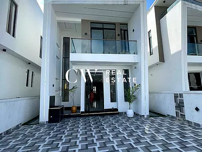 5 Bedroom Detached Duplex — Lekki, Lagos