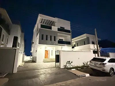 4 Bedroom Detached Duplex with Basement — Kolapo Ishola GRA, Akobo, Ibadan, Oyo