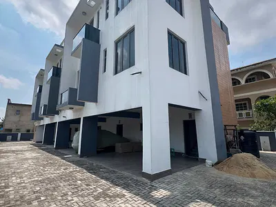 Contemporary 4 Bedroom Penthouse — Ajah, Lagos