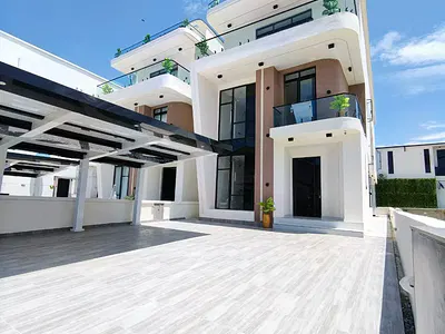 5 Bedroom Detached Duplex with BQ and Pool — Lekki, Lagos
