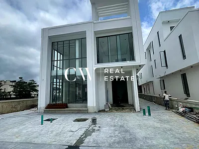 6 Bedroom Detached Duplex — Ajah, Lagos