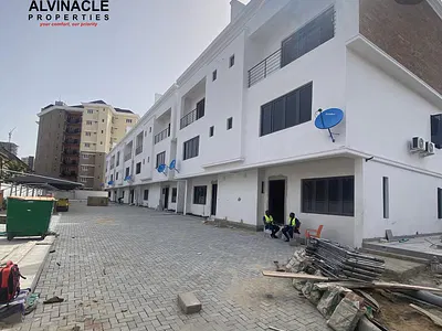 4 Bedroom Semi-Detached Duplex — Ikoyi, Lagos