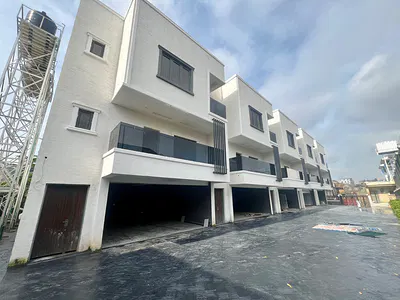 Newly Built 4 Bedrooms Terrace Duplex with a Room BQ — Guzape, Guzape District, Abuja