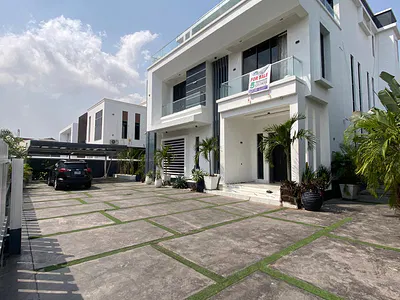 5 Bedroom Detached Duplex with Penthouse — Pinnock Beach Estate, Osapa, Lekki, Lagos