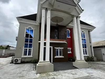 5 Bedroom Detached Duplex with Swimming Pool — Port Harcourt, Rivers