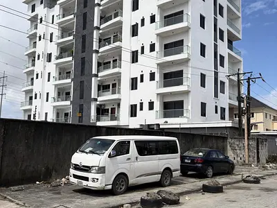 3 Bedroom Apartment with BQ, Elevator and Swimming Pool — Lekki, Lagos