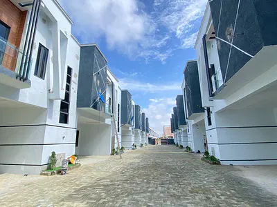 A Breath Taking 4 Bedroom Terraced Duplex with -Swimming Pool- Gym- — Ajah, Lagos