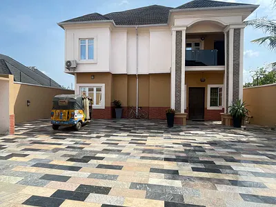Luxury 5 Bedroom Detached Duplex — Magodo, Isheri, Lagos