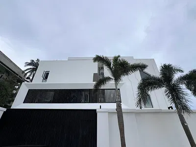 5 Bedroom Furnished Triplex House — Ikoyi, Lagos