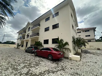 3 Bedroom Flat — Close to Major Road, Wuse 2, Abuja