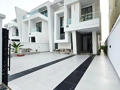 5 Bedroom Duplex with Swimming Pool — Lekki, Lagos
