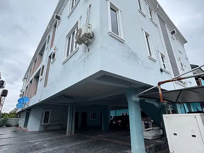 Self Contain — Lekki, Lagos