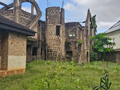 Residential Land with Unfinished Duplex - 733 — Zoo Estate, Enugu, Enugu