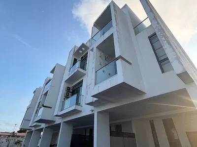 4 Bedroom Detached Duplex — Lekki, Lagos