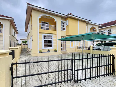 4 Bedroom — Lekki, Lagos