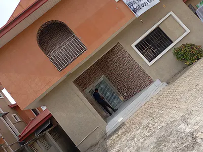 6 Bedroom Office Space, Fully Detached Duplex — Lekki, Lagos